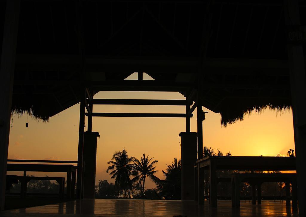 Barn N Bunk Hotel Payangan Esterno foto